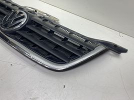 Volkswagen Touran I Grille calandre supérieure de pare-chocs avant 1T0853651