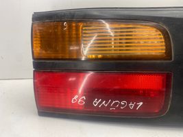 Renault Laguna I Éclairage de plaque d'immatriculation 7711170346