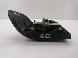 Rover 820 - 825 - 827 Feux arrière / postérieurs 2220R