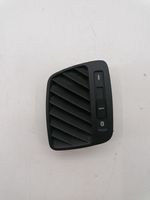 Audi A6 S6 C5 4B Lango oro grotelės 4B0819793