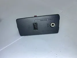 Volvo XC90 Gniazdo / Złącze USB 31389705