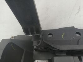 Ford Ecosport Moulure inférieure de pare-chocs arrière 
