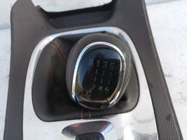 Opel Meriva B Рычаг переключения передач 