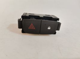 Opel Vivaro Hazard light switch E3160101