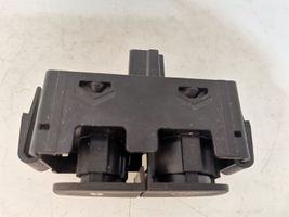Opel Vivaro Hazard light switch E3160101