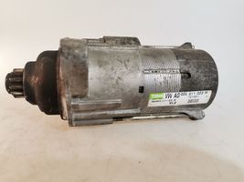 Volkswagen Golf V Starter motor 022911023H