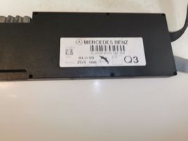 Mercedes-Benz CLK A209 C209 Antenas vadības bloks A2098200889