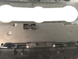 Volkswagen Crafter Radion/GPS-laitteen pääyksikön kehys A9066800017