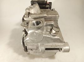 Mercedes-Benz GLE (W166 - C292) Compressore aria condizionata (A/C) (pompa) A0008303702