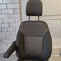 Opel Vivaro Priekinė vairuotojo sėdynė L1SAVX828752