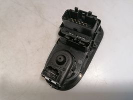 Renault Master III Interruptor del elevalunas eléctrico 8200637849