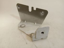 Renault Trafic III (X82) Fender mounting bracket 47903R