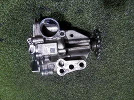 Renault Master III Oil pump 150109223R