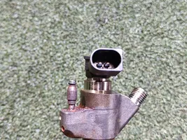 Renault Master III Injecteur de carburant 166009567R