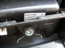 Toyota Proace Apmušimas priekinių durų (obšifke) 98082243ZM
