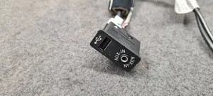 BMW X5 E70 Connecteur/prise USB 9237653