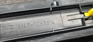 BMW 3 F30 F35 F31 Takaoven kynnyksen suojalista 7263314