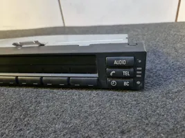 BMW 7 E38 Radio/CD/DVD/GPS-pääyksikkö 8352408