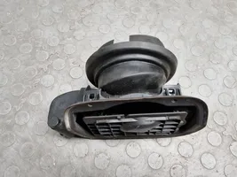 BMW X5 E70 Sportello del serbatoio del carburante 7160631