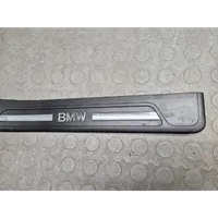 BMW 7 E38 Moldura protectora del borde trasero 8220228