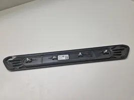 BMW X3 G01 Takaoven kynnyksen suojalista 7410012