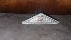 Ford Mondeo Mk III Front fender indicator light 3S7A13K309AA