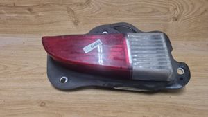 Hyundai Elantra Lampy tylnej klapy bagażnika 924022D