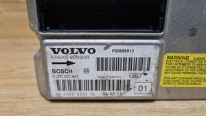 Volvo XC90 Sterownik / Moduł Airbag 0285001447