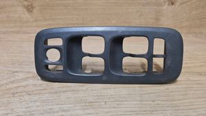 Volvo S60 Rivestimento pulsantiera finestrino della portiera anteriore 09193383