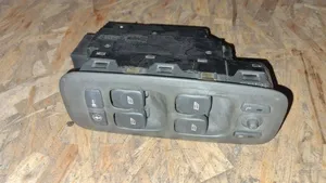 Volvo V70 Electric window control switch 8651327