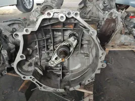 Audi A6 S6 C6 4F Mechaninė 5 pavarų dėžė 01X301315F