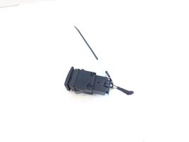 Volkswagen Polo IV 9N3 Hazard light switch 6Q0953235A