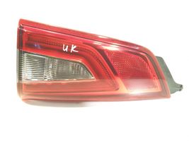 Nissan Qashqai Lampy tylnej klapy bagażnika 265554EA5A