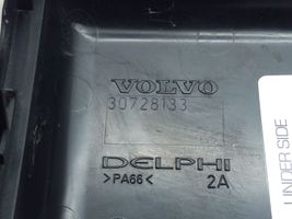 Volvo XC90 Couvercle de boîte à fusibles 30728133
