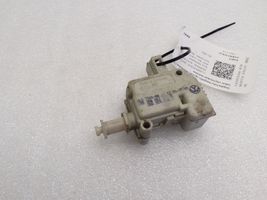 Volkswagen PASSAT B7 Fuel tank cap lock motor 3B0959781