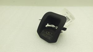 Mercedes-Benz A W176 ISOFIX dangtelis A1769230100