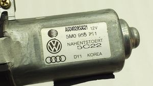 Volkswagen Golf Plus Takalasinpyyhkimen moottori 5M0955711