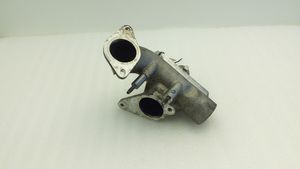 Nissan Qashqai Tuyau de raccordement solide EGR 170741R