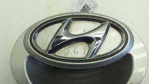 Hyundai i20 (PB PBT) Uchwyt / Rączka zewnętrzna otwierania klapy tylnej / bagażnika 817211J020