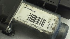 Hyundai ix35 Motorino alzacristalli della portiera anteriore 403951