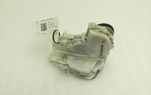 Suzuki Vitara (LY) Cerradura de puerta trasera 8230254P00