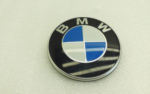 BMW 3 F30 F35 F31 Gamintojo ženkliukas/ modelio raidės 8219237