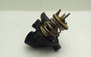 Porsche Cayenne (92A) Boîtier de thermostat / thermostat 06E121111AL