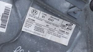 Volkswagen Polo IV 9N3 Alzacristalli manuale della portiera posteriore 6Q6839756