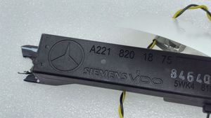 Mercedes-Benz S W221 Блок управления без ключа A2218201875