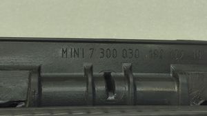 Mini One - Cooper F56 F55 Joint en caoutchouc de porte avant 7300030