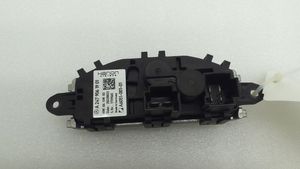 Mercedes-Benz GLA H247 Resistencia motor/ventilador de la calefacción A2479061901