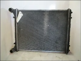 Audi A2 Radiatore di raffreddamento 8Z0121251D