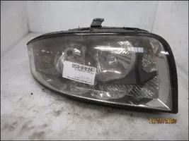 Audi A2 Lampa przednia 8Z0941004K