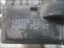 Citroen Berlingo Przełącznik świateł 98062257XT